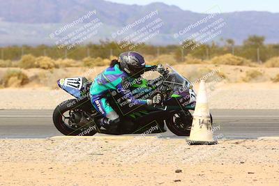 media/Feb-27-2022-CVMA (Sun) [[a3977b6969]]/Race 6 500 Supersport-350 Supersport (Holeshot)/